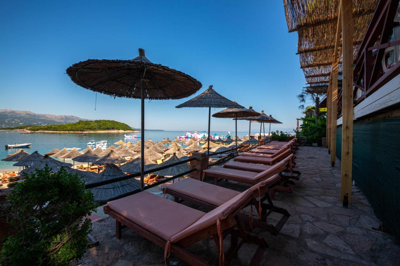 Hotel New Crystal Ksamil Exterior photo